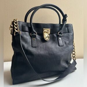 Micheal Kors large crossbody black satchel purse handbag